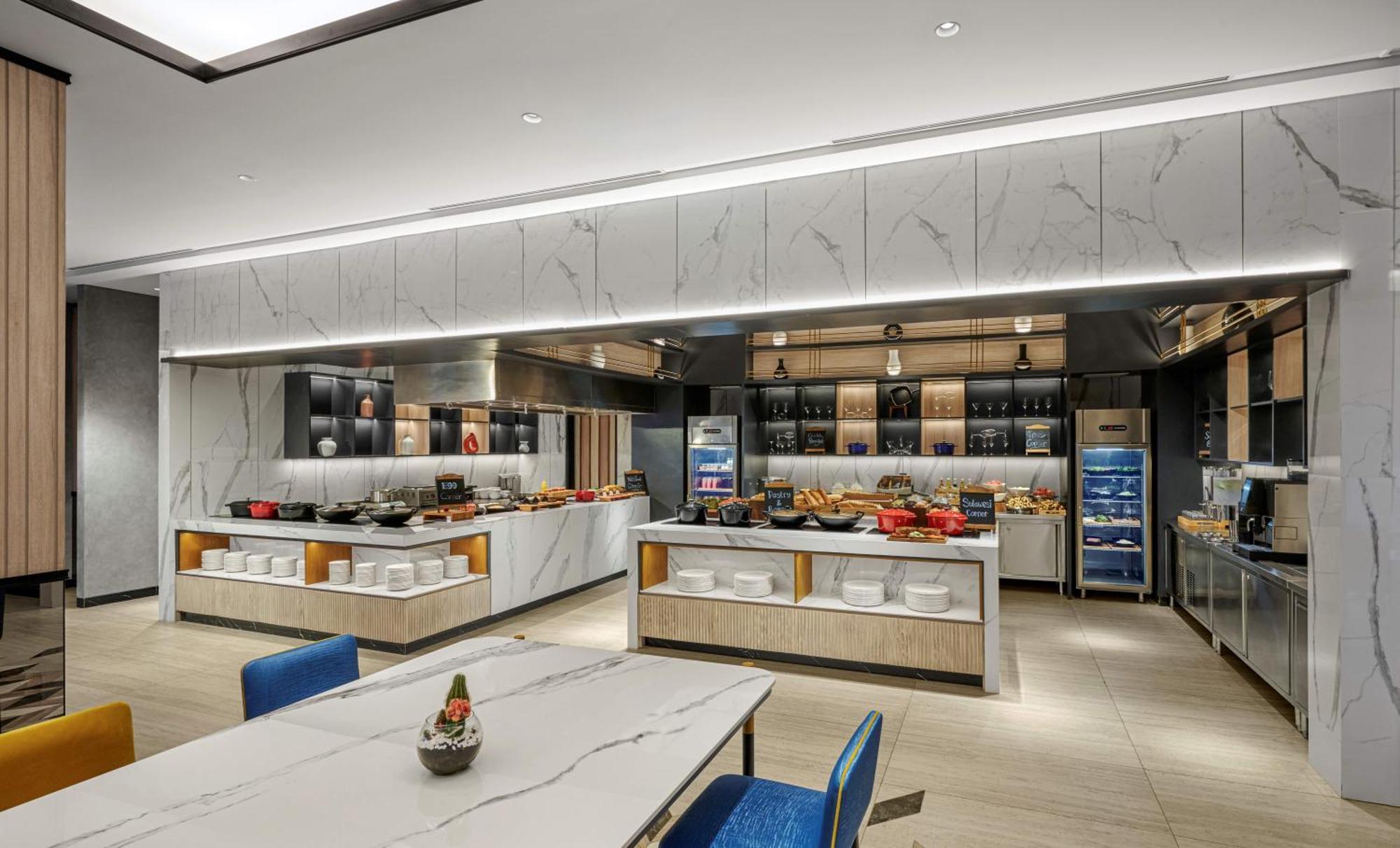 Hyatt Place Makassar Dış mekan fotoğraf