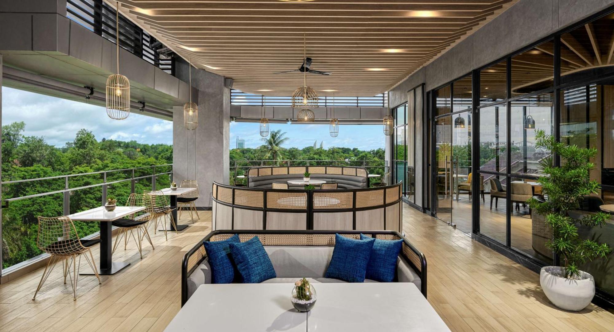 Hyatt Place Makassar Dış mekan fotoğraf