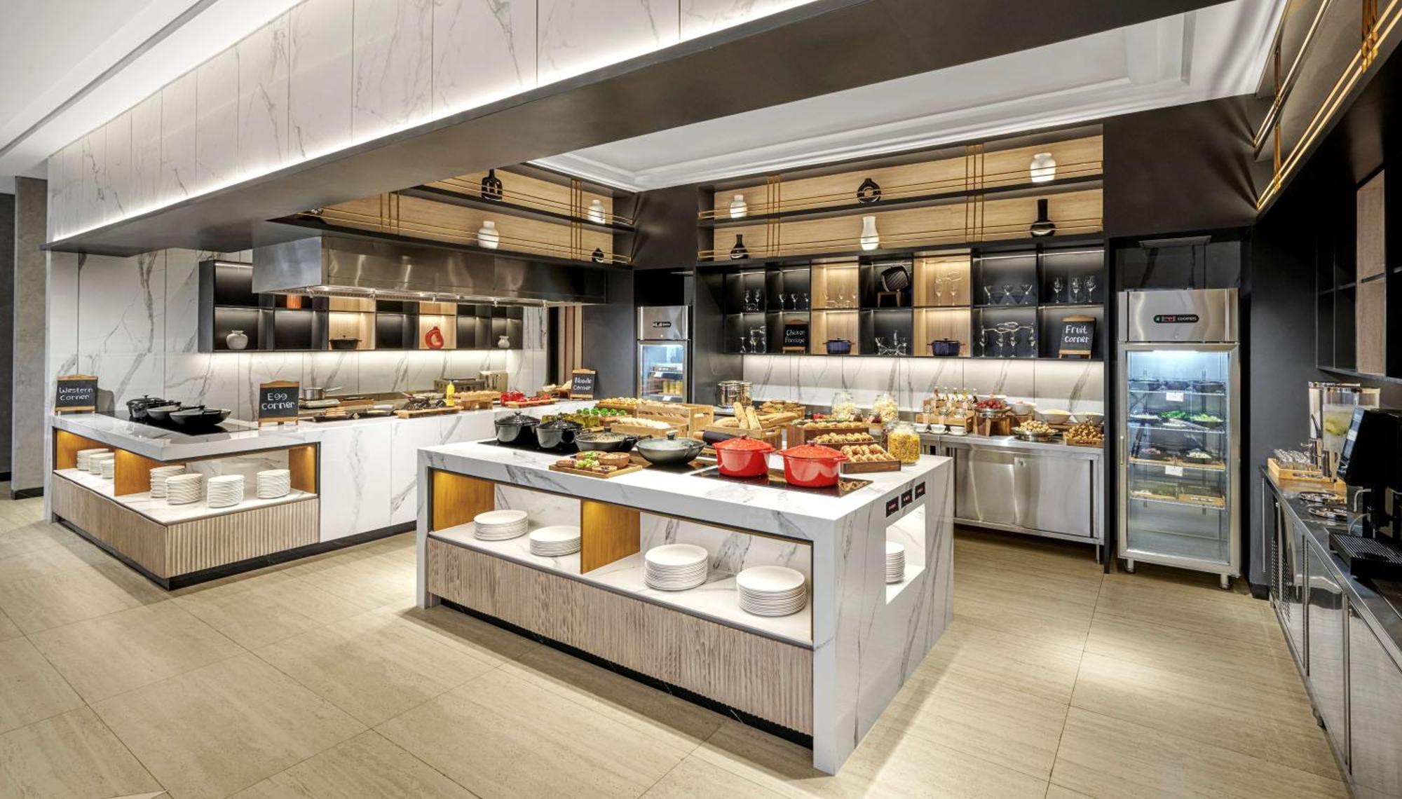 Hyatt Place Makassar Dış mekan fotoğraf